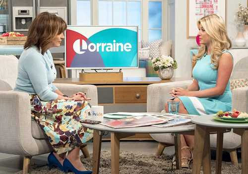 Zara Holland trong chương trình