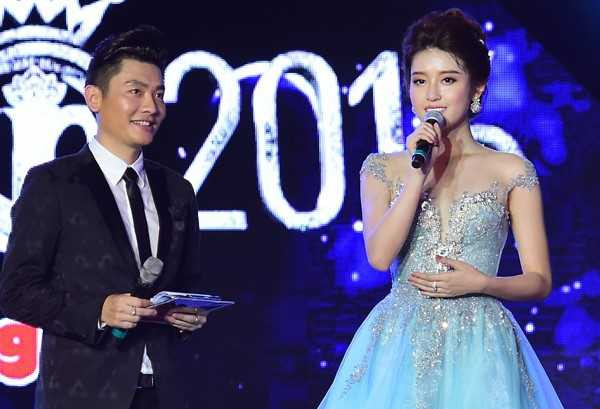 BTC giai thich viec Ky Duyen vang mat o chung khao Hoa hau hinh anh 1