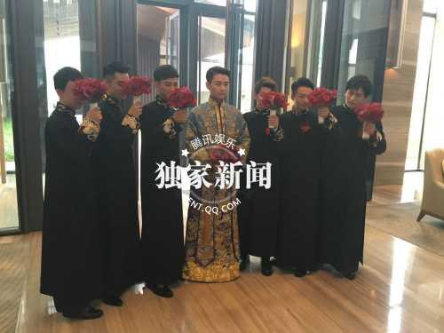 Lễ cưới khác lạ của