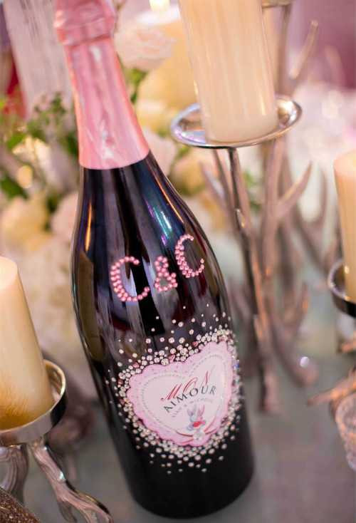 Lễ cưới khác lạ của