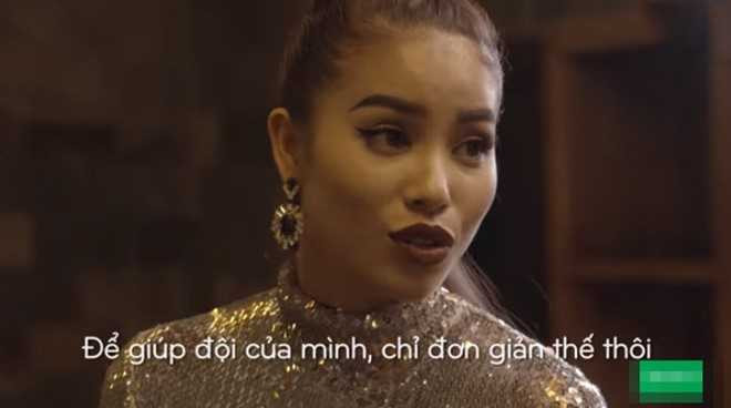 Dan mang chi ra mau thuan trong phat ngon cua Pham Huong hinh anh 4