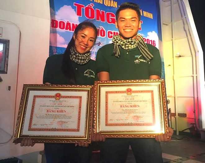 Le Phuong: 'Ban trai san sang cui xuong, cot giay cho toi' hinh anh 2