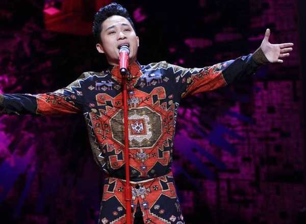 12342792_453872468137459_