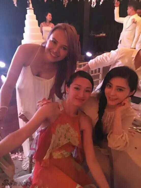 'Ban, thu' trong showbiz Hoa ngu tai dam cuoi Lam Tam Nhu hinh anh 7