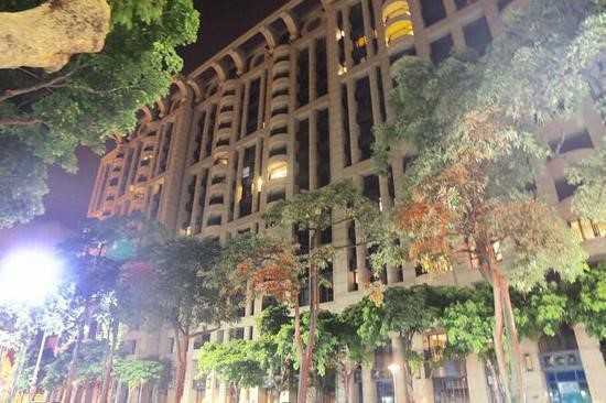 Hoac Kien Hoa song o nha Lam Tam Nhu sau dam cuoi hinh anh 2