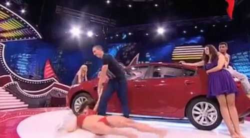 Rợn người với những tai nạn trong gameshow trực tiếp - 1