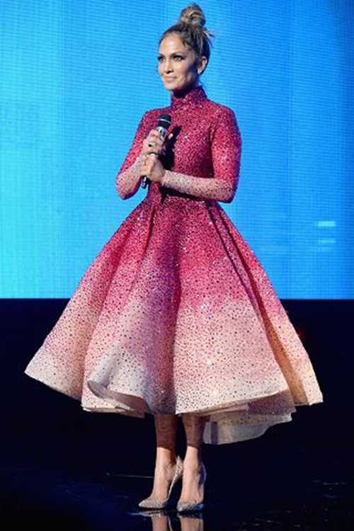 pham huong dinh nghi an mac vay nhai - 5