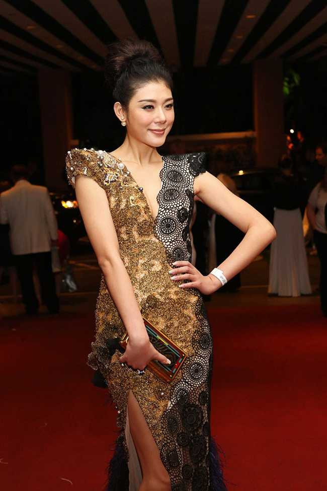 me man vi chan dai sexy cua