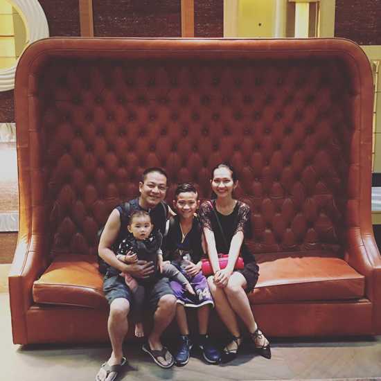 Nàng Út Ráng chia sẻ, thành phố sôi động và náo nhiệt, khác hẳn với không gian yên bình ở nơi vợ chồng cô sống tại California. 