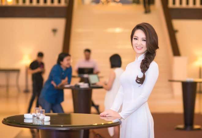 Nhung hoa hau, a hau Viet xuat than tu DH Ngoai thuong hinh anh 8