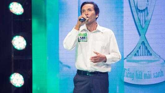 Người nông dân có giọng hát giống hệt Chế Linh