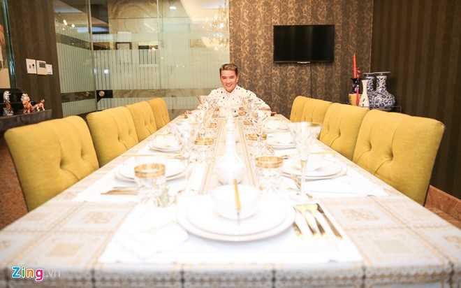 Kham pha biet thu 3 trieu USD cua Dam Vinh Hung hinh anh 14