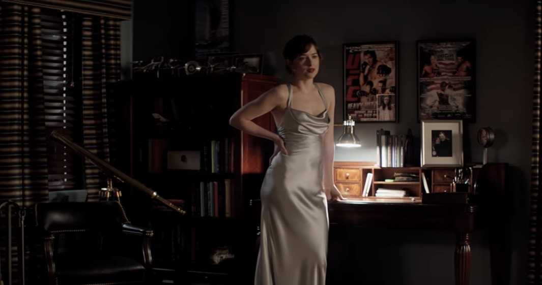 Cảnh yêu ngọt lịm của tỷ phú bạo dâm và người tình thơ ngây - 2