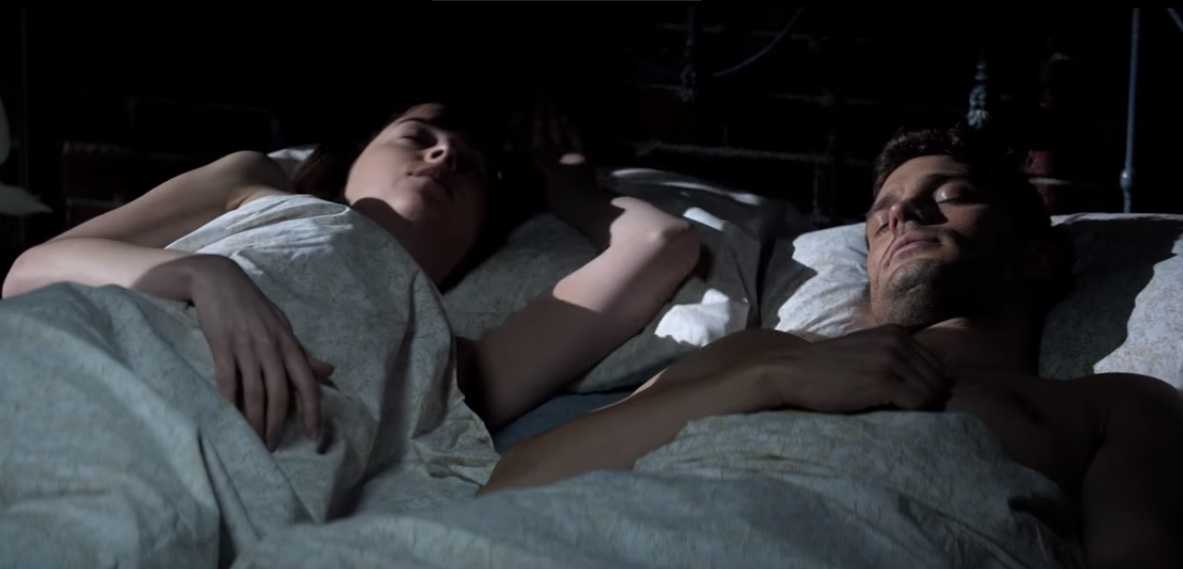 Cảnh yêu ngọt lịm của tỷ phú bạo dâm và người tình thơ ngây - 8