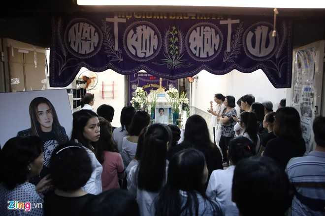 Ba Minh Thuan ke loi cuoi cua con trai truoc khi mat hinh anh 14