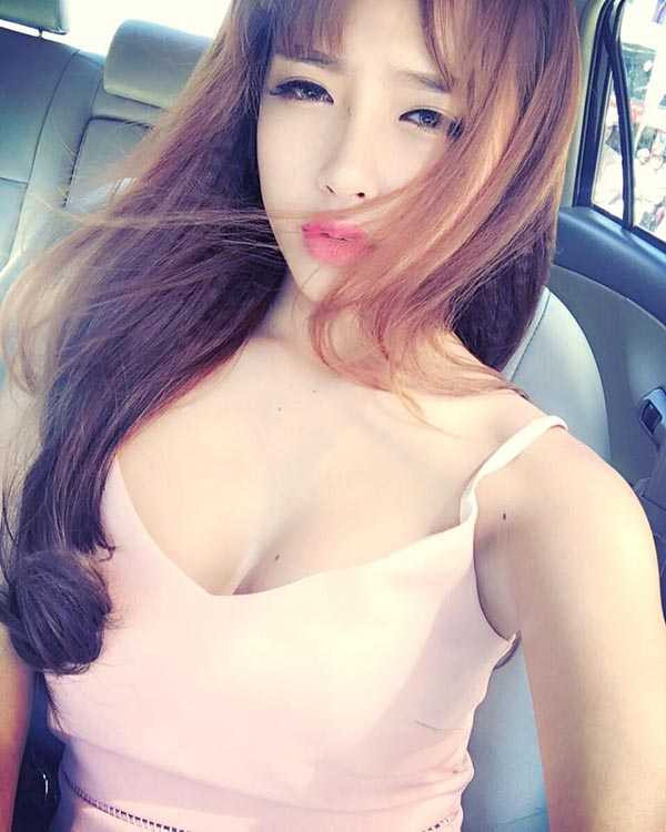 Không ngờ bạn gái ca sĩ