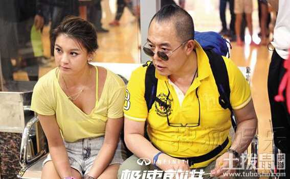 Ngất ngây vẻ đẹp như ánh trăng của con gái 