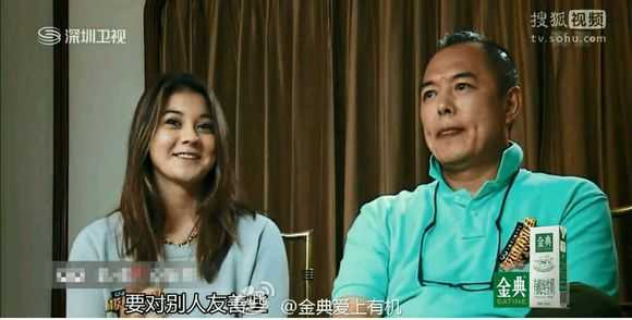 Ngất ngây vẻ đẹp như ánh trăng của con gái 