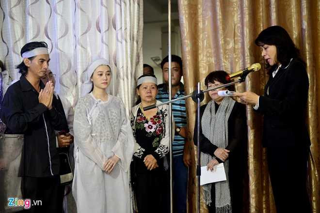 Nhieu nghe si den dua tien NSND Thanh Tong sang som nay hinh anh 1