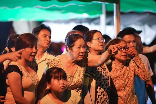 Dam Vinh Hung, Cam Ly vieng NSND Thanh Tong dem cuoi hinh anh 4