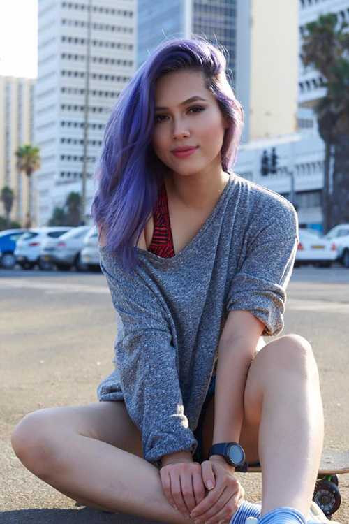 Cách đây 6 năm, Hoàng My đăng quang ngôi vị Á hậu 1 cuộc thi Hoa hậu Việt Nam 2010. Cô gây ấn tượng khi đại diện Việt Nam tham dự các đấu trường sắc đẹp quốc tế trong 2 năm liên tiếp là Hoa hậu Hoàn vũ 2011 và Hoa hậu Thế giới 2012. Bên cạnh đó, Hoàng My còn được nhiều người chú ý khi tay trong tay xuất hiện cùng doanh nhân Phillip Nguyễn - em chồng 