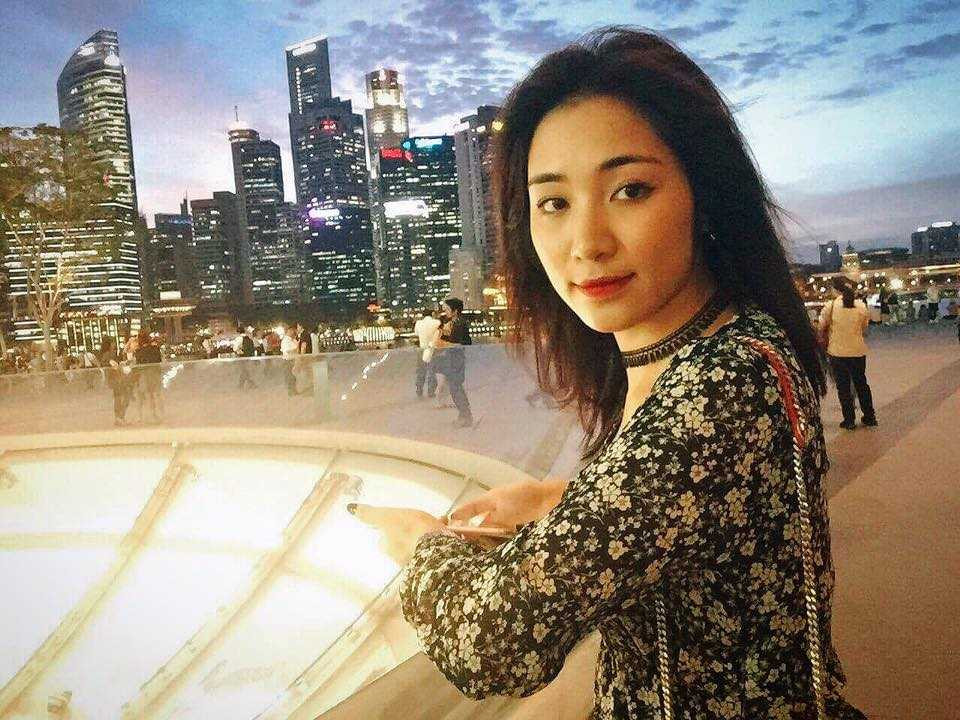 Cuộc sống của Hòa Minzy thay đổi thế nào sau chia tay bạn trai? - 2