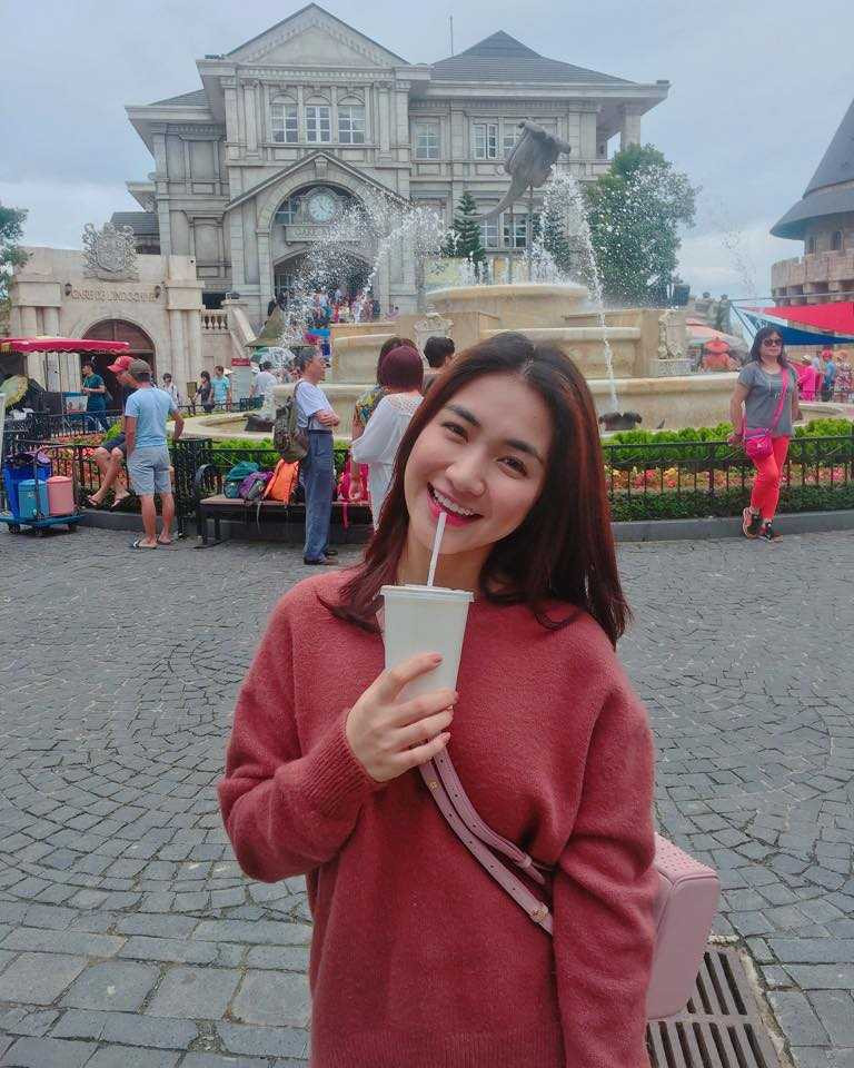 Cuộc sống của Hòa Minzy thay đổi thế nào sau chia tay bạn trai? - 9