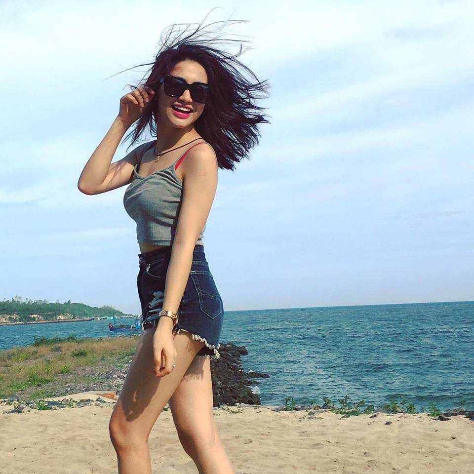 Cuộc sống của Hòa Minzy thay đổi thế nào sau chia tay bạn trai? - 10