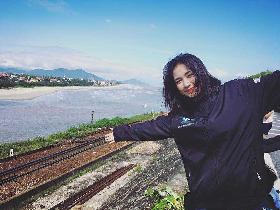 Cuộc sống của Hòa Minzy thay đổi thế nào sau chia tay bạn trai? - 20