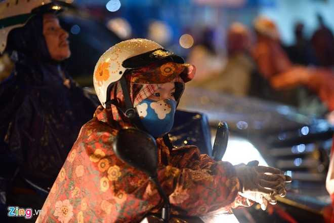 Duong pho Sai Gon lai 'ket cung' sau mua hinh anh 7