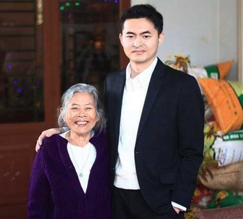 Tu truong pho huyen toi dai ban doanh Google hinh anh 2