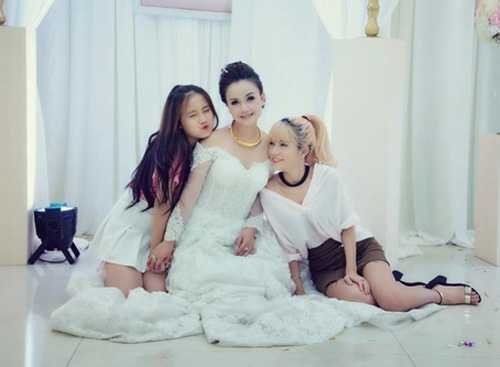 Khó tin vẻ trẻ đẹp của mỹ nữ lấy nhiều chồng nhất showbiz miền Bắc - 2