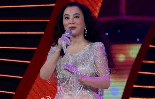 Yeu tinh dep nhat 'Tay du ky' xuong sac, lan dan o tuoi 53 hinh anh 9