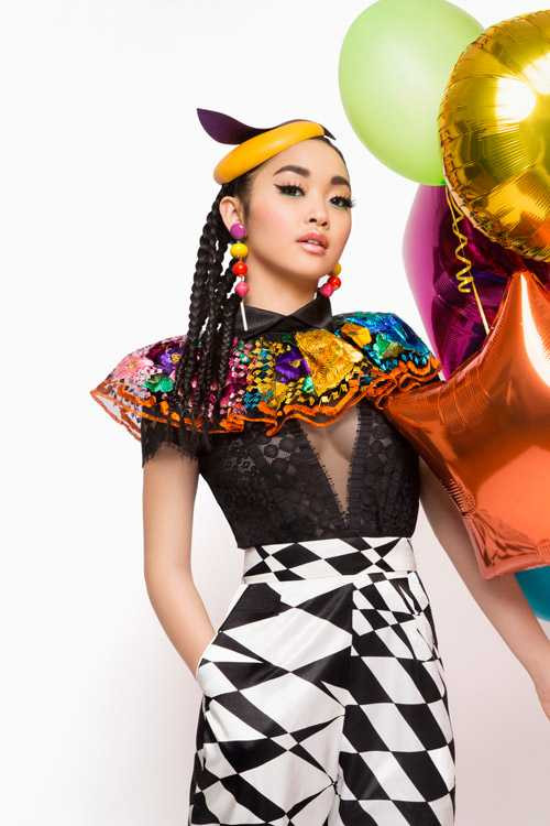 Không thể rời mắt khỏi cô gái Cần Thơ đang