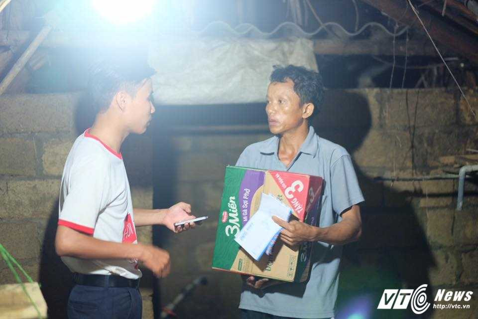 14690870_1108738045900301