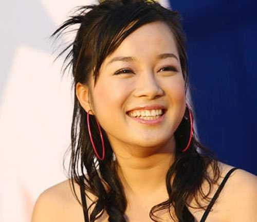 Bất ngờ với cuộc sống làm vợ, làm mẹ của 