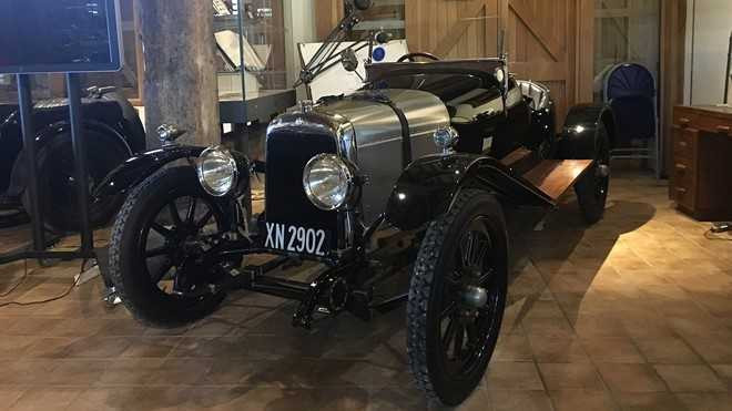 Kho bau 'bi mat' cua Aston Martin hinh anh 2