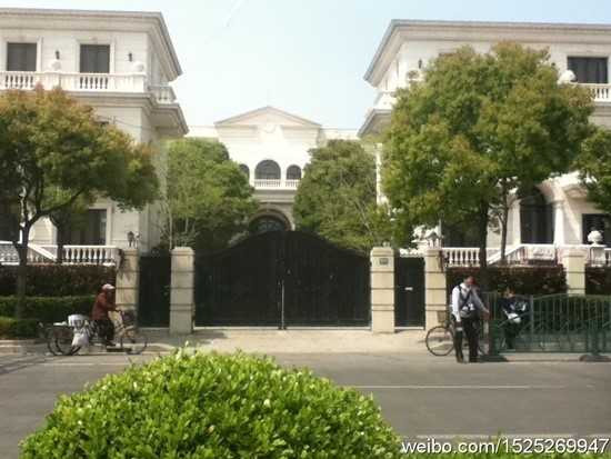 2 anh trai Lý Liên Kiệt: Người làm thuê, kẻ ở nhà hoang - 3