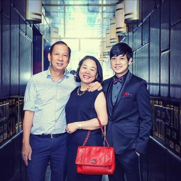 hh-dang-thu-thao-lan-dau-dang-anh-cong-khai-nguoi-yeu-dai-gia-giadinhvietnam.com 10