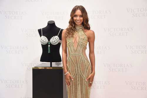 he lo my nhan mac ao lot 67 ty dong hinh anh 3