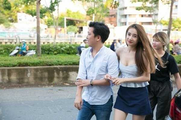 nha phuong lot xac tu “gai que” den my nhan khoe nguc 