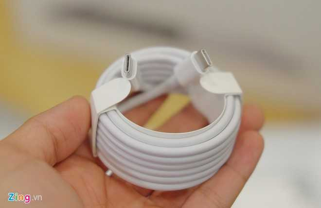 Mo hop MacBook Pro 2016 sieu mong ve VN gia 38 trieu dong hinh anh 4