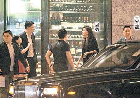 Rolls Royce được mua với giá hơn 5 triệu HKD của vợ chồng Triệu Vy.
