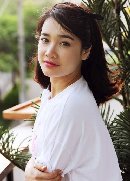 Mũi cao và cằm thon gọn bất ngờ, Nhã Phương giờ đây đã xinh và sang chảnh hơn trước! - Ảnh 9.