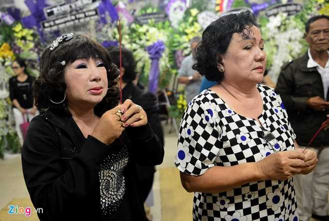 Nghe si hat cai luong tien biet sau nu Ut Bach Lan dem cuoi hinh anh 10