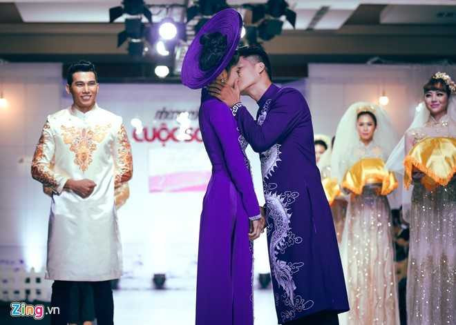 Le Phuong len tieng ve le cuoi lan 2 voi ban trai kem 7 tuoi hinh anh 2