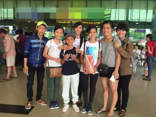 Bất ngờ với cảnh đi diễn như siêu sao của Hồ Văn Cường - 12