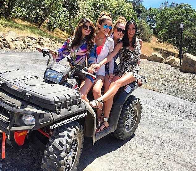 Cuoc song xa hoa cua hoi con nha giau o Iran hinh anh 1