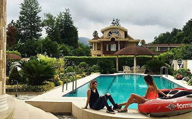 Cuoc song xa hoa cua hoi con nha giau o Iran hinh anh 6