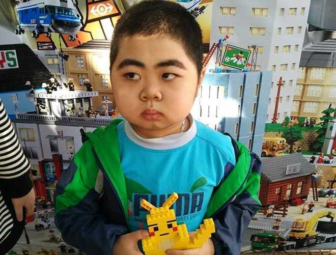 Anh 'cau be but chi' phien ban Viet noi bat nhat tuan qua hinh anh 3